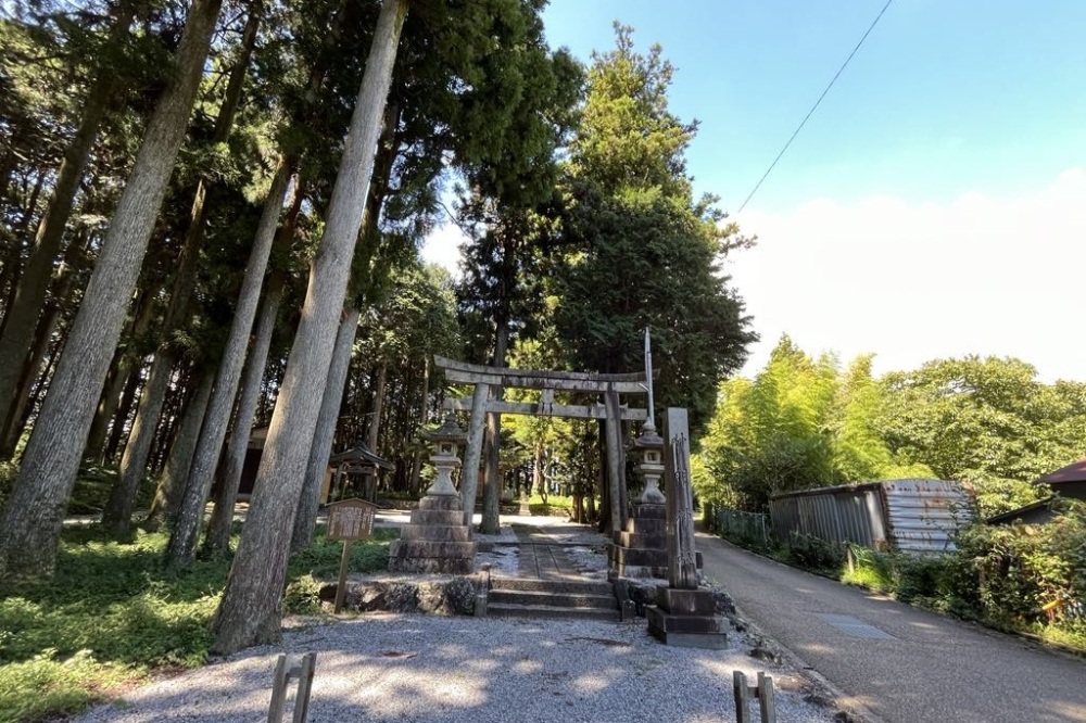 神明神社