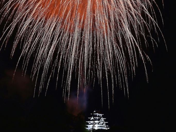 郡上八幡城下町花火大会 イベント 岐阜県観光公式サイト 岐阜の旅ガイド