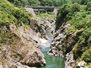 飛水峡(七宗町)